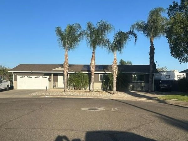 916 Sylvia Street, Gustine, CA 95322