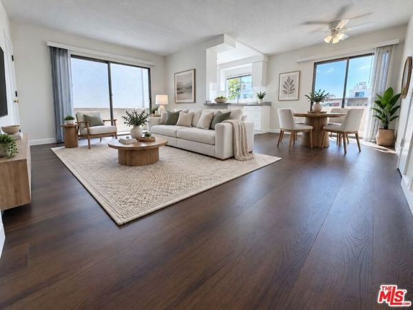 11727 Mayfield Avenue, Unit 5, Los Angeles, CA 90049