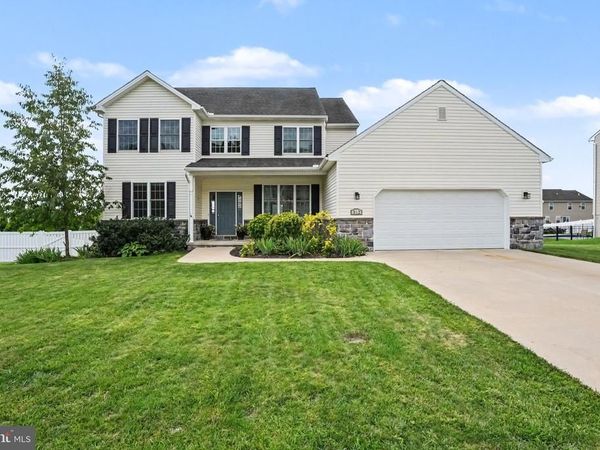 312 BRADDOCK DRIVE , ETTERS, PA 17319