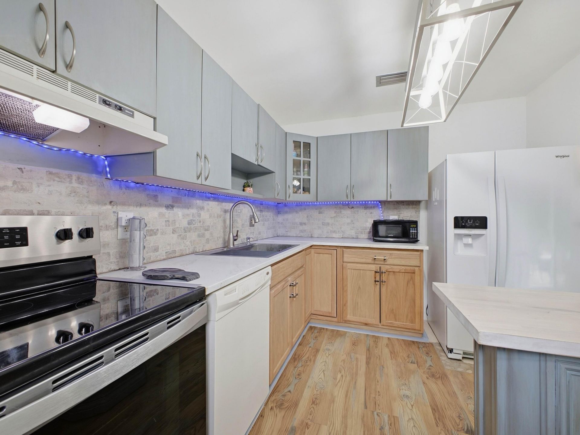 234 La Mancha Avenue, Royal Palm Beach, FL 33411 Photo