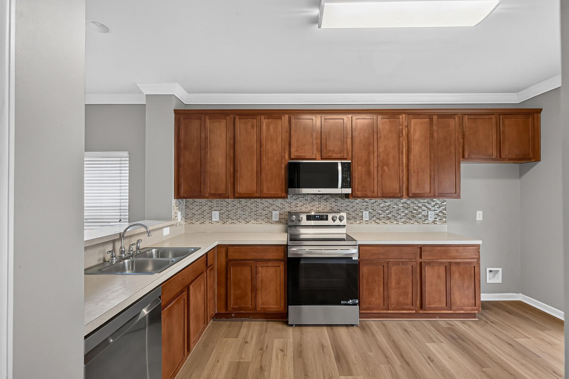 202 Summer View Road Photo 15