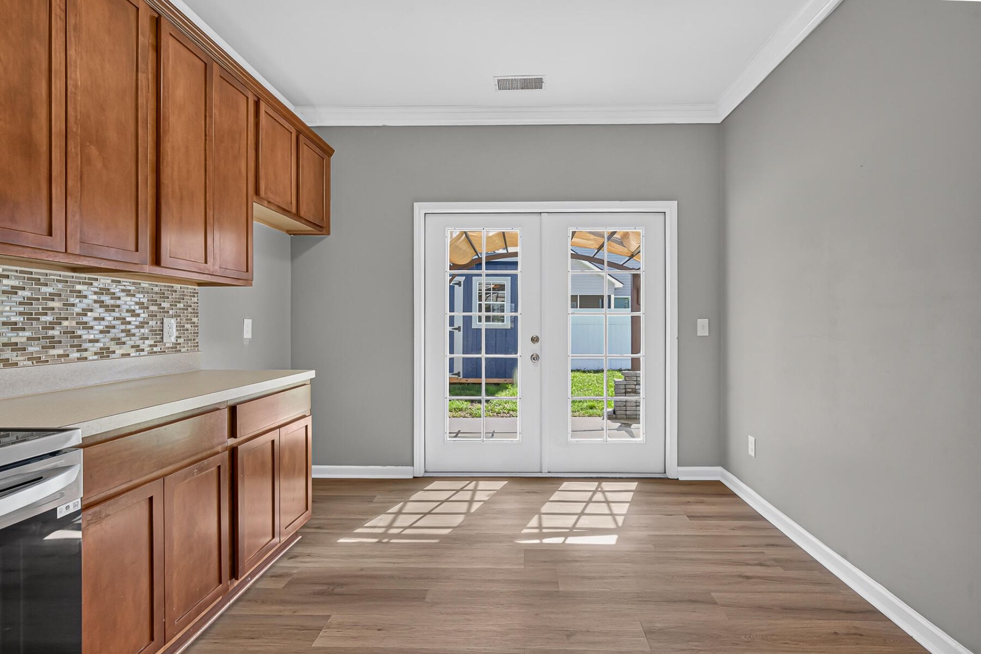 202 Summer View Road Photo 17