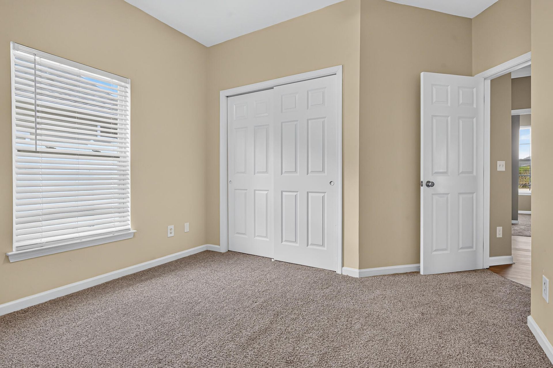 202 Summer View Road Photo 22