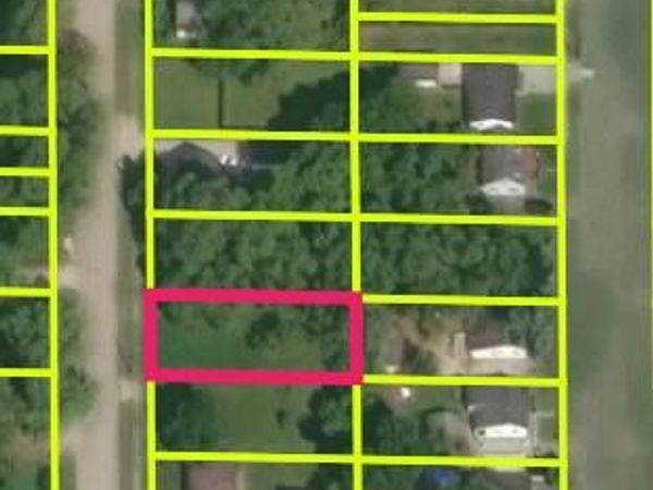 2800 Hazelwood Avenue, Saginaw, MI 48601