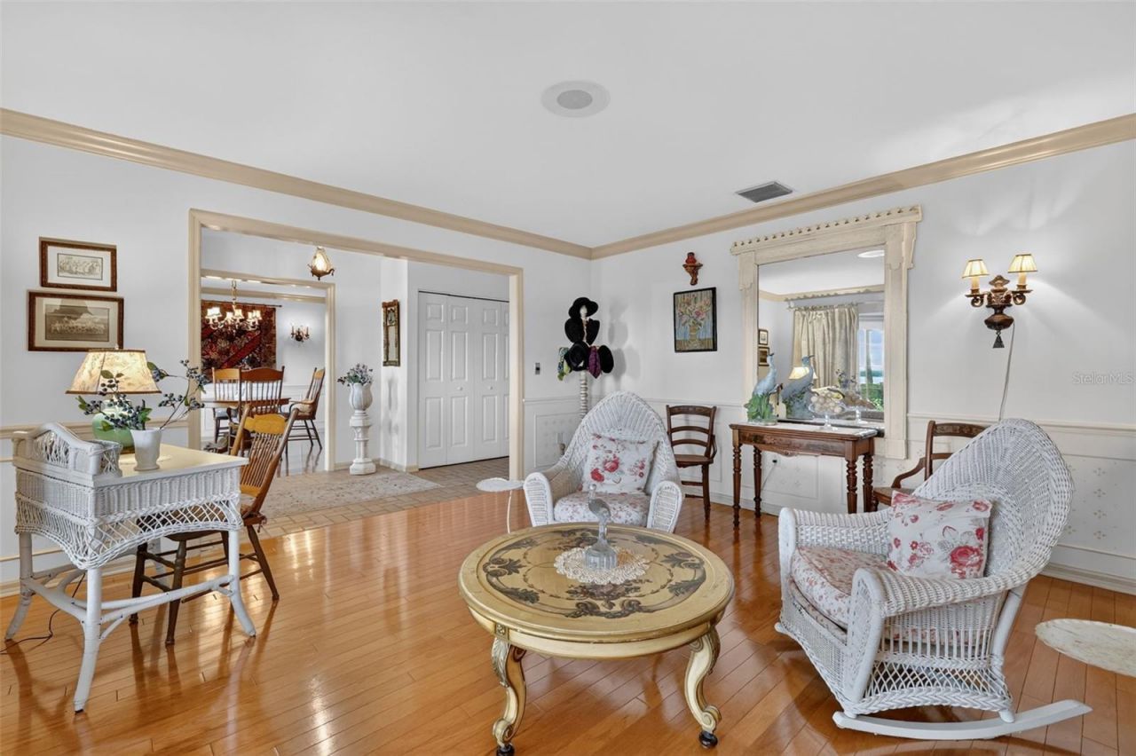3081 Lakeshore Drive, Mount Dora, FL 32757 Photo