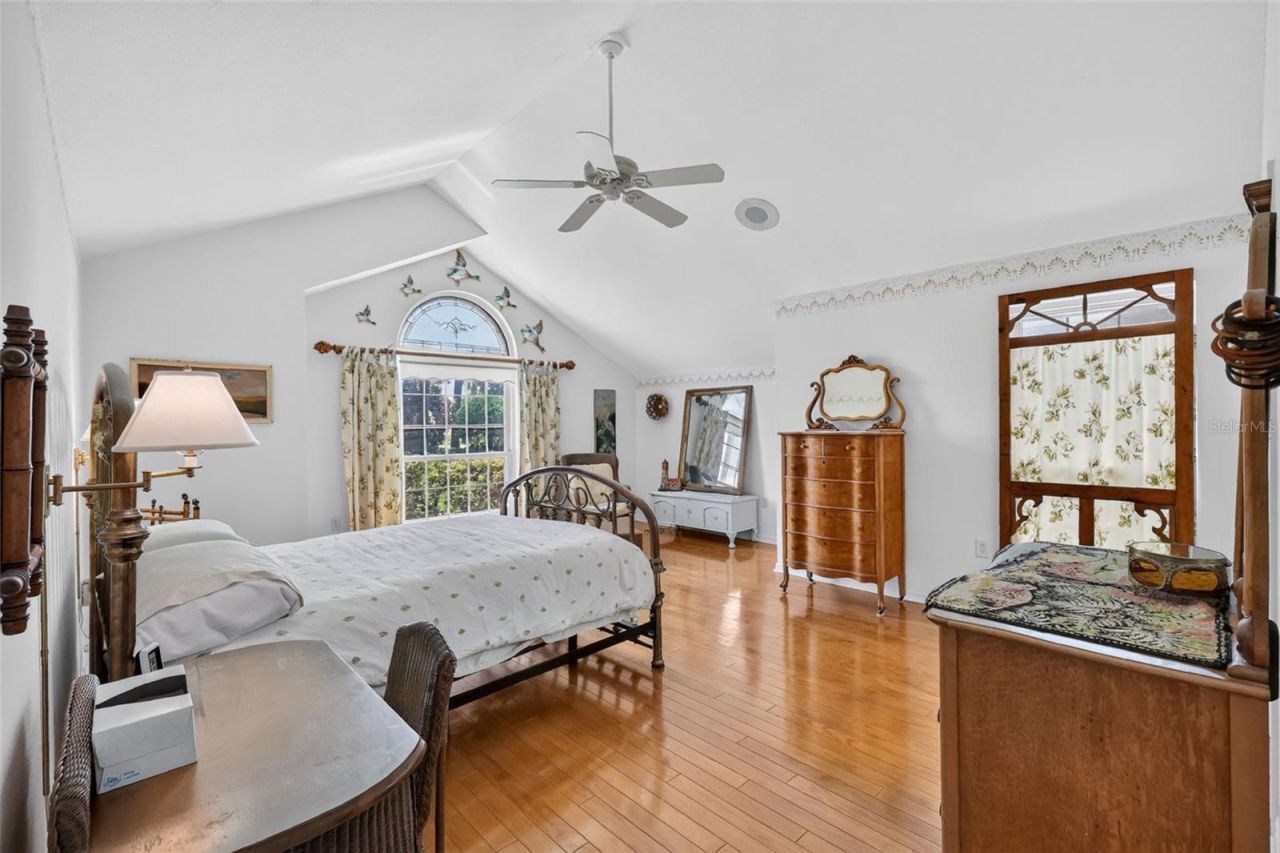 3081 Lakeshore Drive, Mount Dora, FL 32757 Photo
