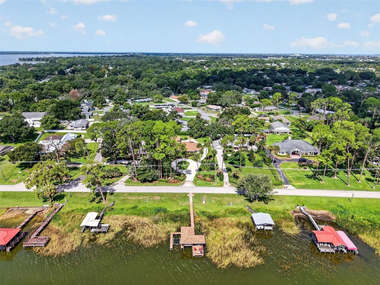 3081 Lakeshore Drive, Mount Dora, FL 32757 Photo