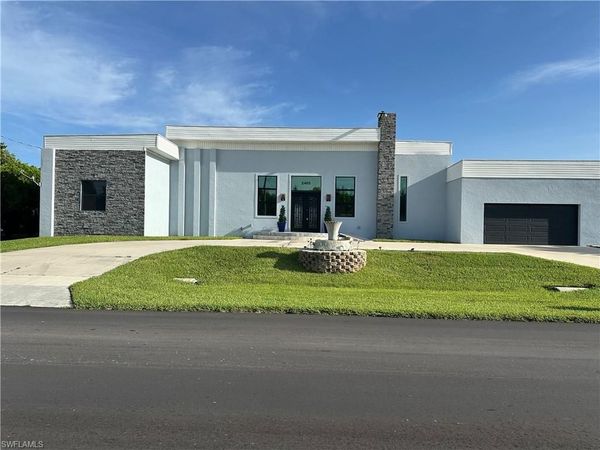 2405 SW 32nd ST, CAPE CORAL, FL 33914