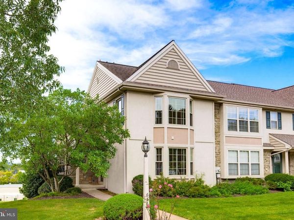 636 ROYAL VIEW DRIVE, LANCASTER, PA 17601