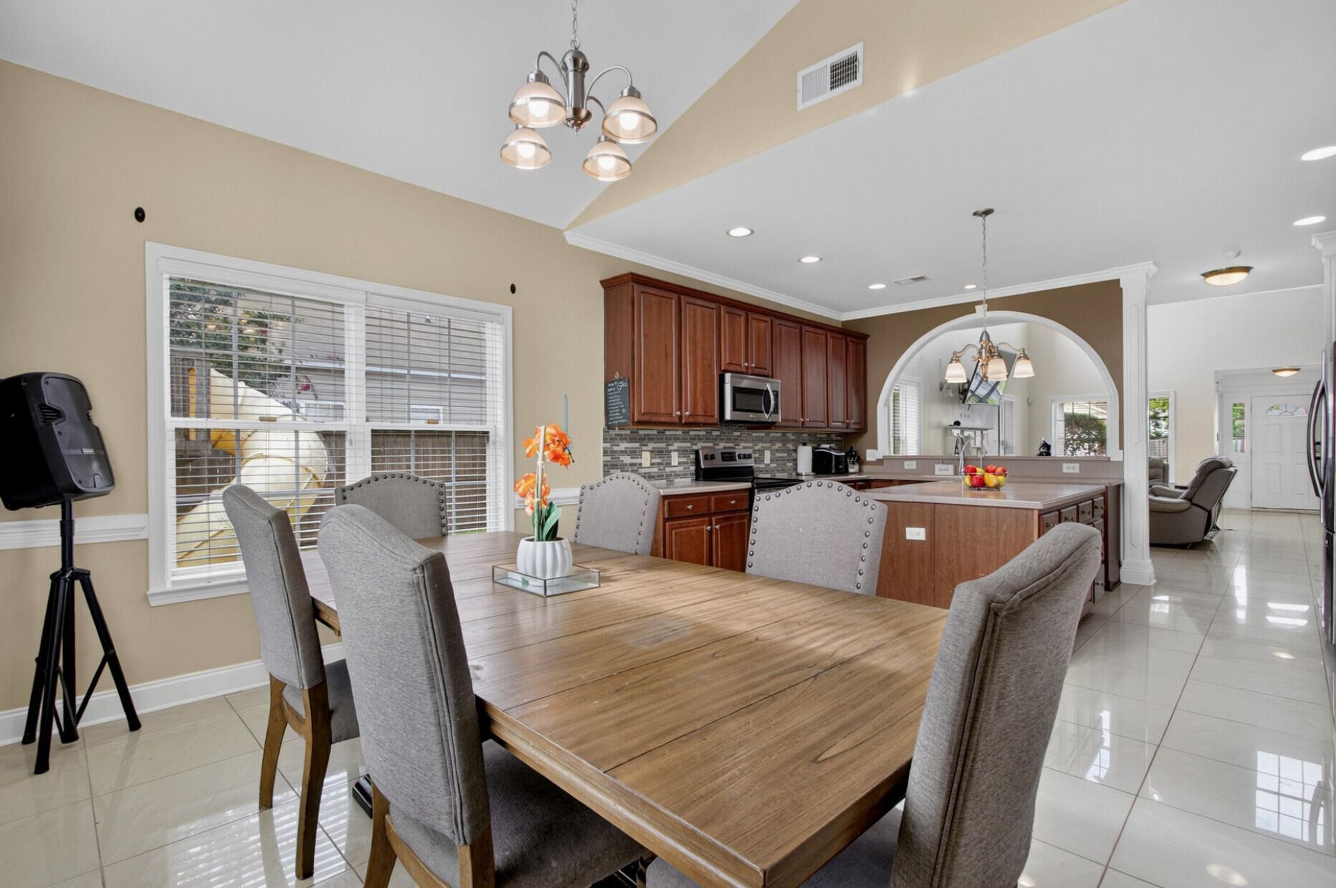 109 Netherfield Drive Photo 11