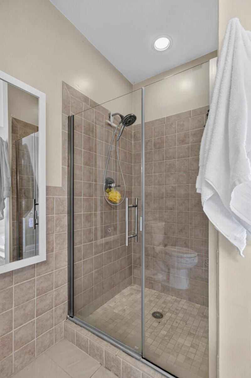 109 Netherfield Drive Photo 23
