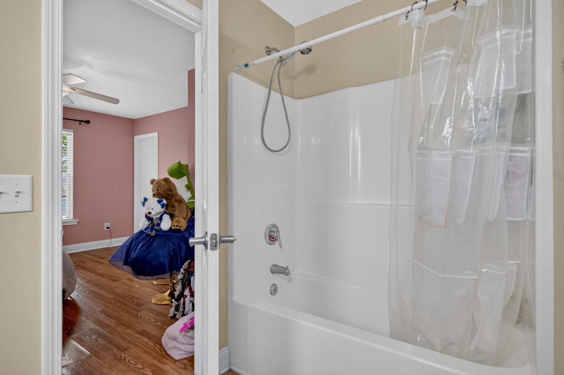 109 Netherfield Drive Photo 40
