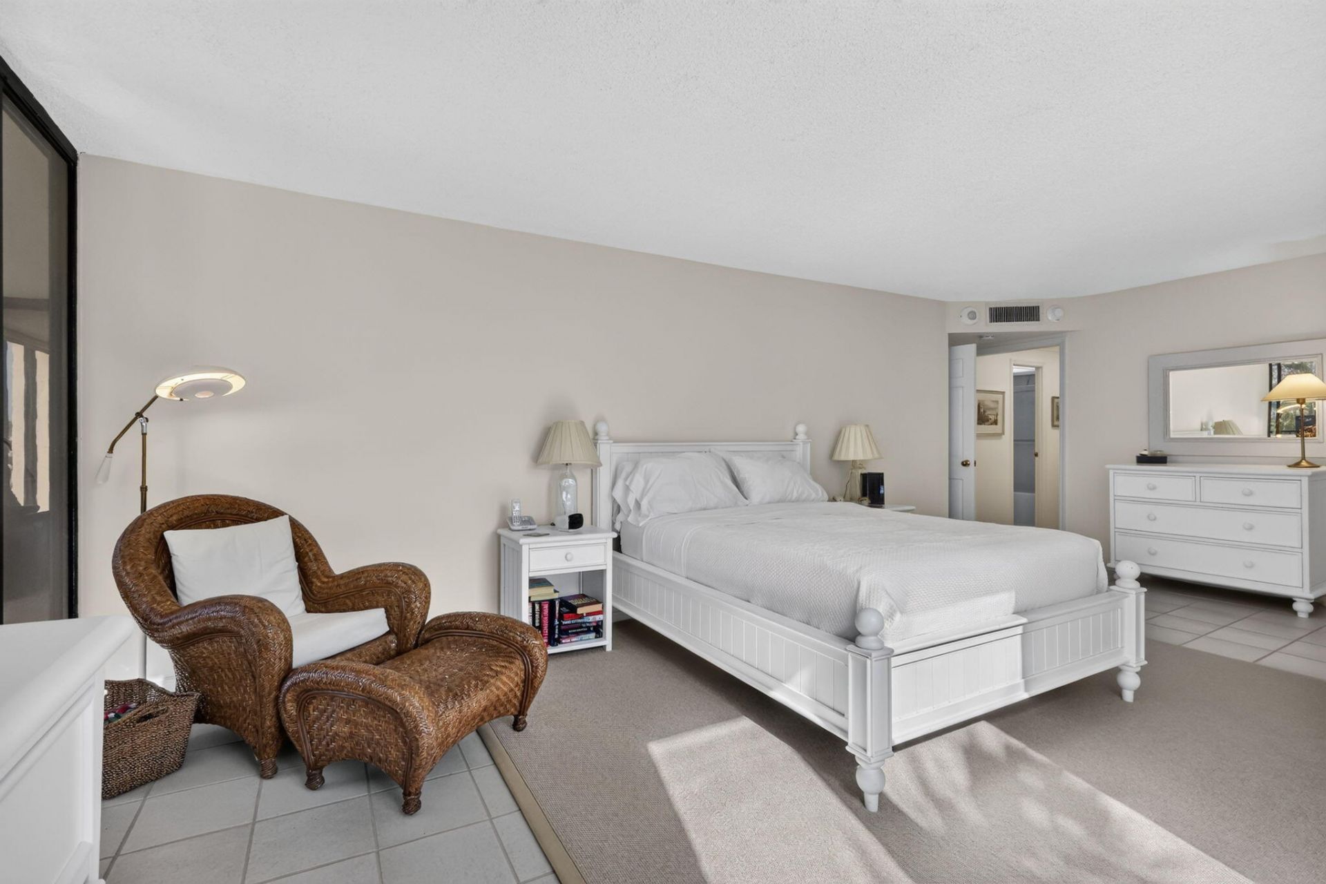 2220 S Ocean Boulevard, Unit 302, Delray Beach, FL 33483 Photo