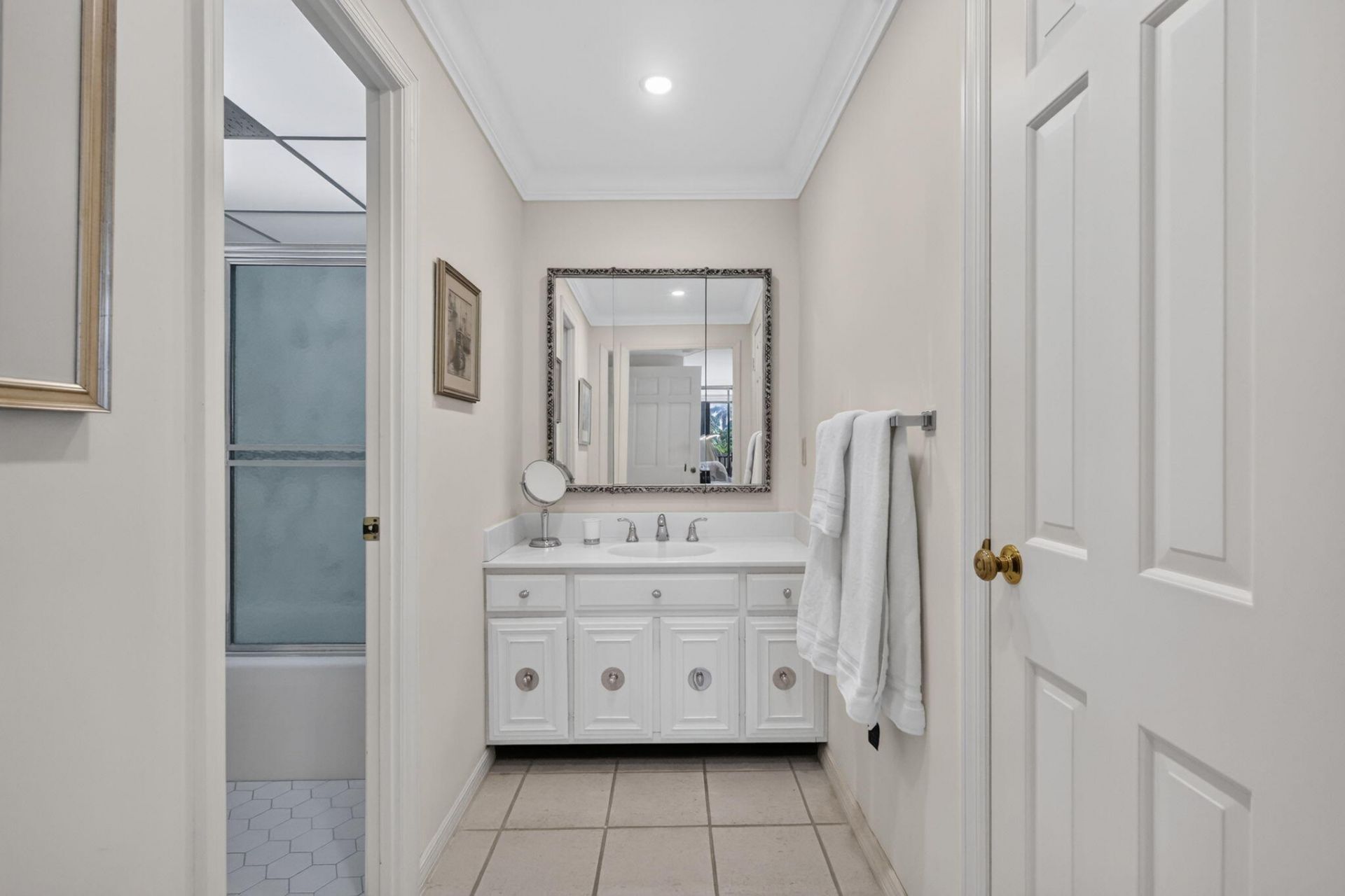 2220 S Ocean Boulevard, Unit 302, Delray Beach, FL 33483 Photo