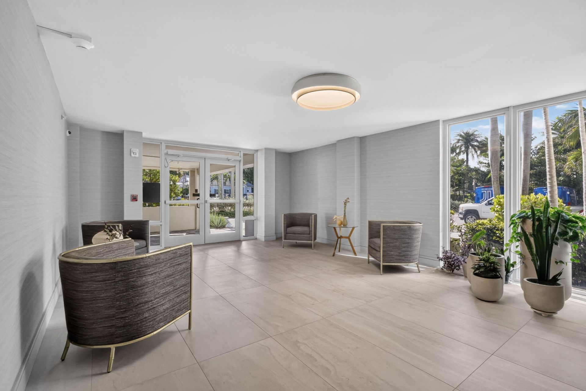 2220 S Ocean Boulevard, Unit 302, Delray Beach, FL 33483 Photo