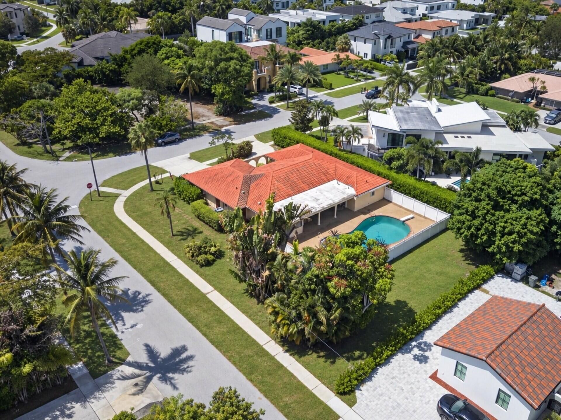 820 NE 4th Ave, Boca Raton, FL 33432 Photo