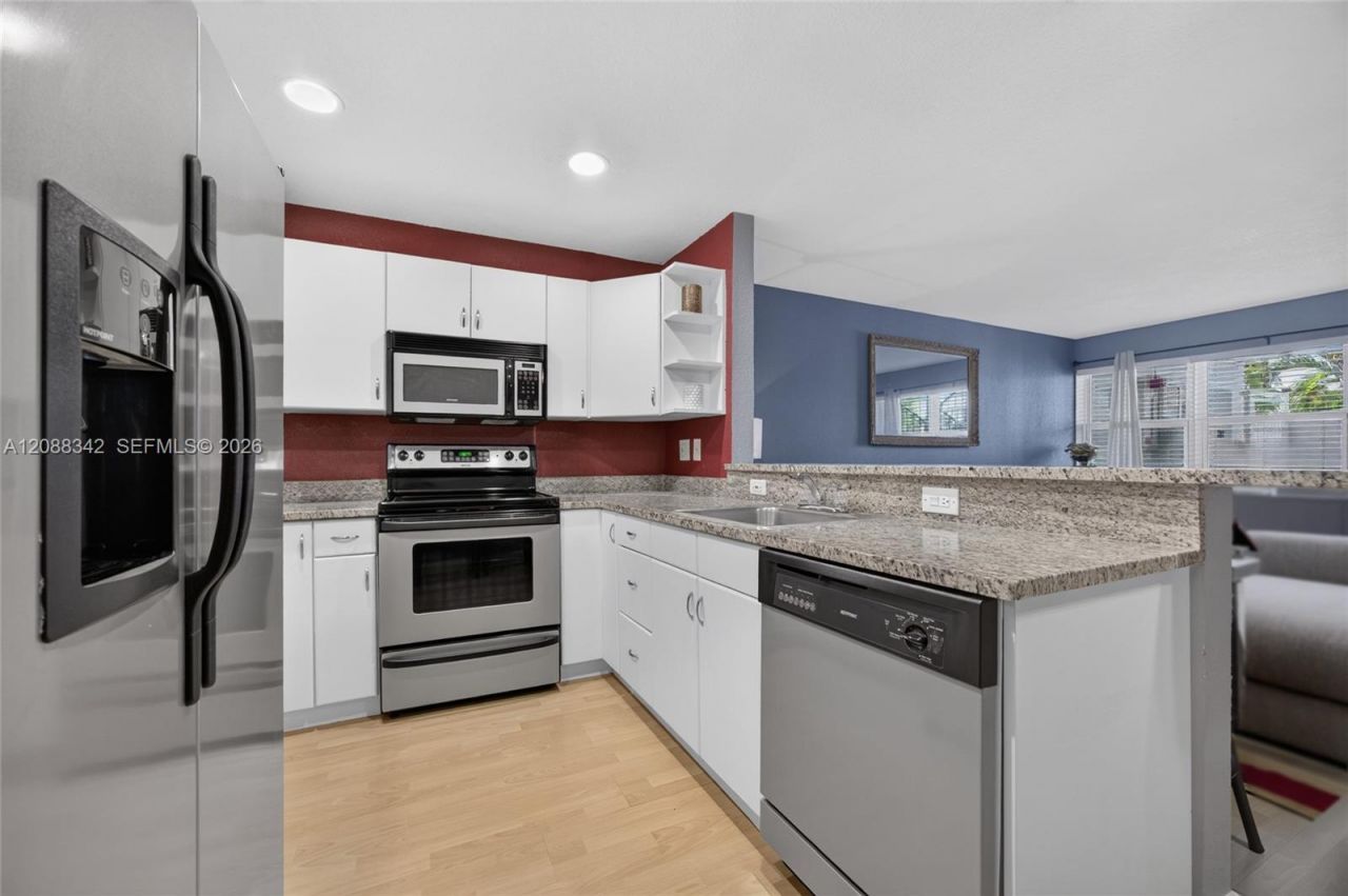 2715 NE 49th St, Unit 103, Fort Lauderdale, FL 33308 Photo