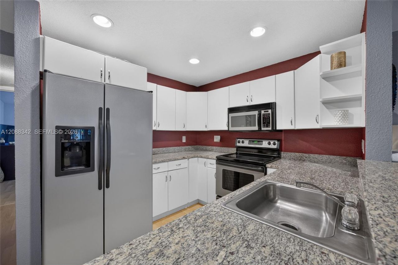 2715 NE 49th St, Unit 103, Fort Lauderdale, FL 33308 Photo