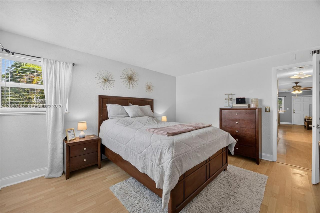 2715 NE 49th St, Unit 103, Fort Lauderdale, FL 33308 Photo