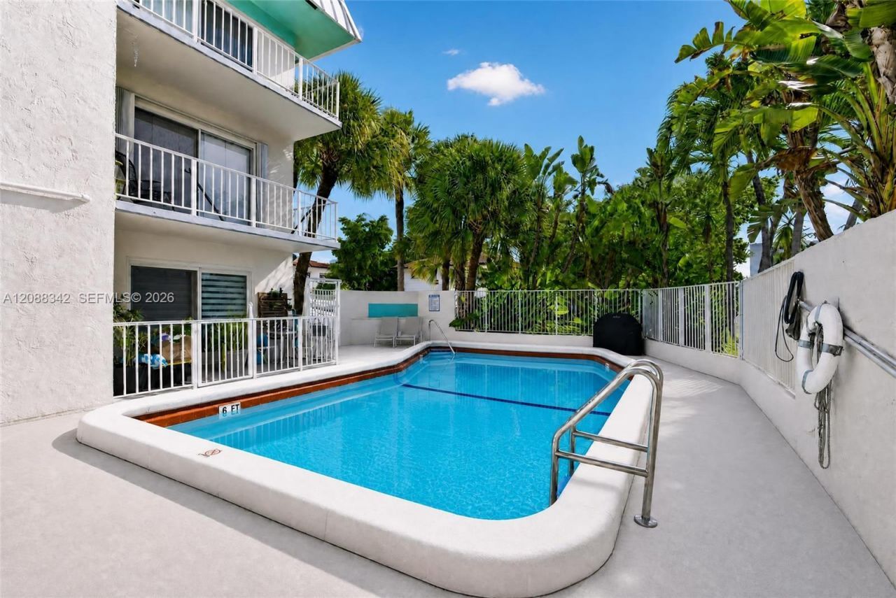 2715 NE 49th St, Unit 103, Fort Lauderdale, FL 33308 Photo