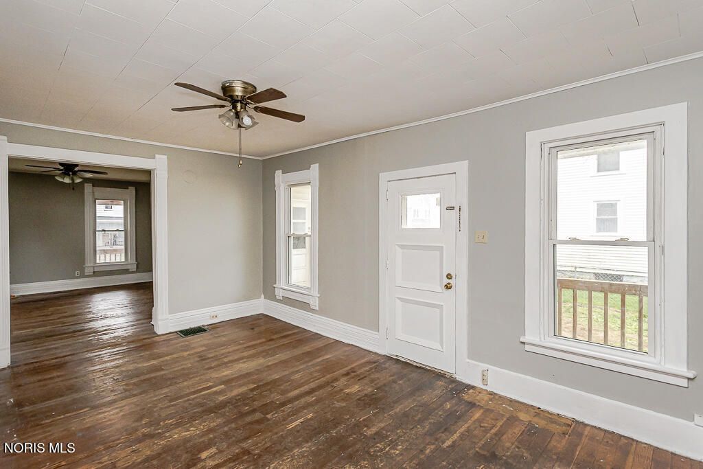 205 N Buckeye Street, Bellevue, OH 44811 Main Photo