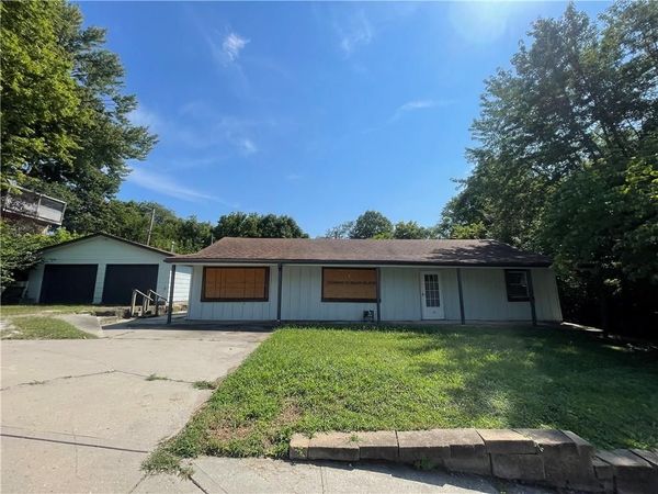 1125 Elizabeth Street, Liberty, MO 64068