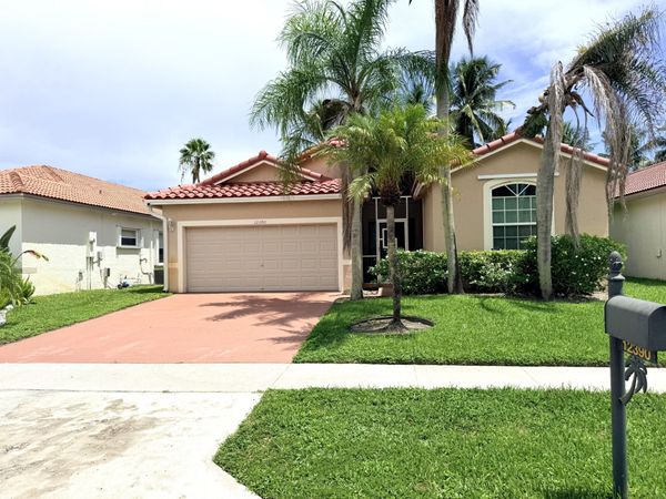 12390 BONEVENTURE Drive, Boynton Beach, FL 33437