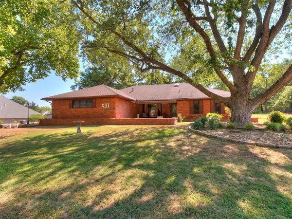 13 Northridge Road, Shawnee, OK 74804
