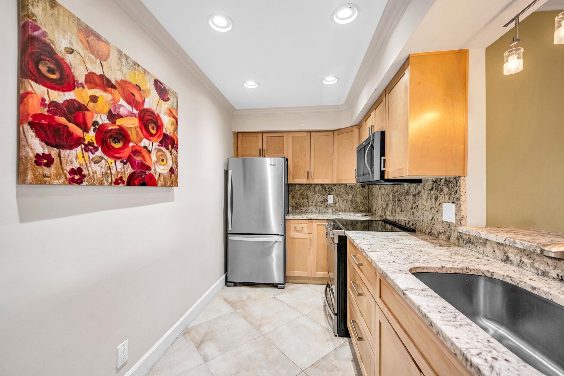 615 NE 12th Avenue, Unit 301, Fort Lauderdale, FL 33304 Photo