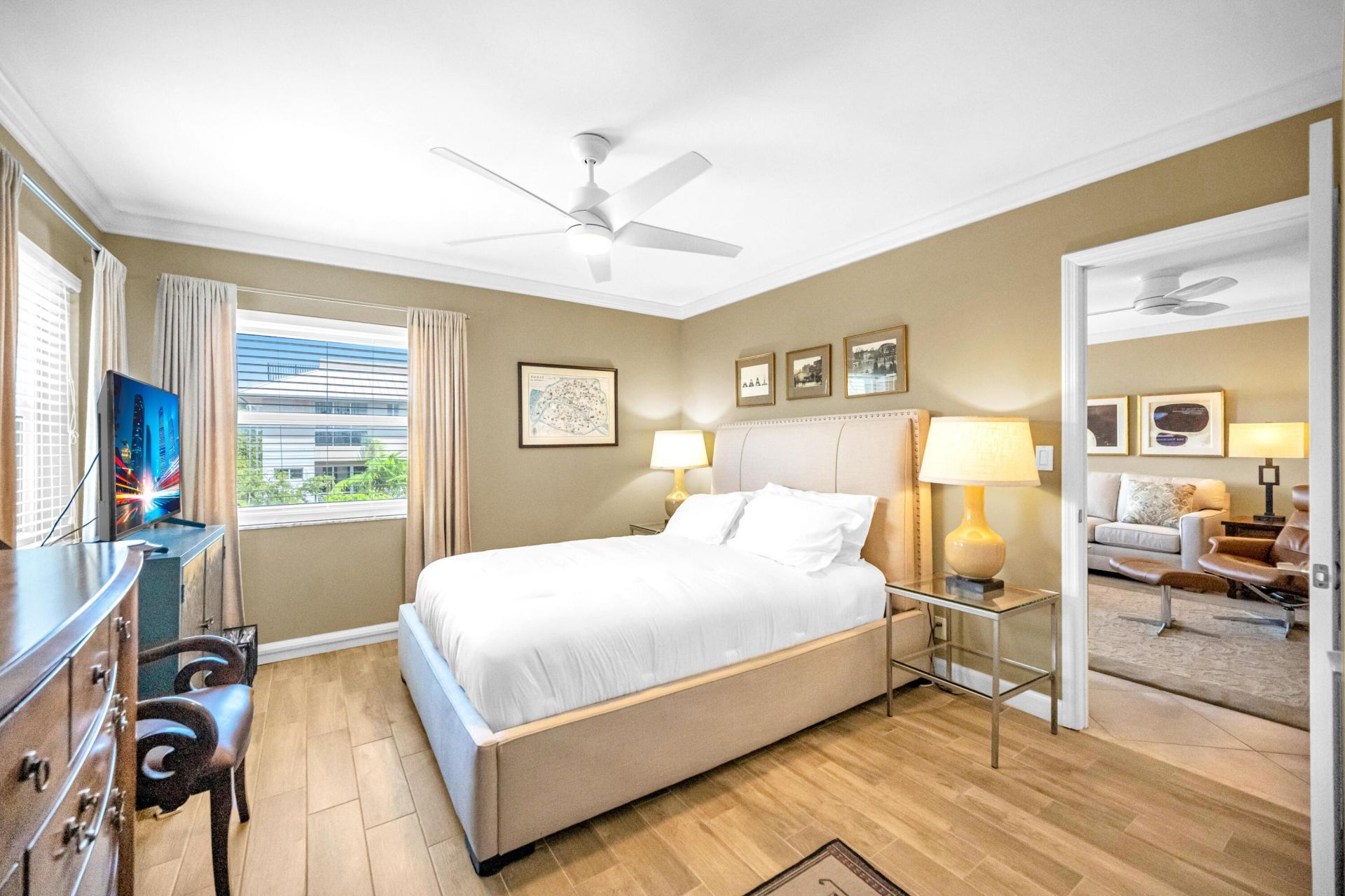 615 NE 12th Avenue, Unit 301, Fort Lauderdale, FL 33304 Photo