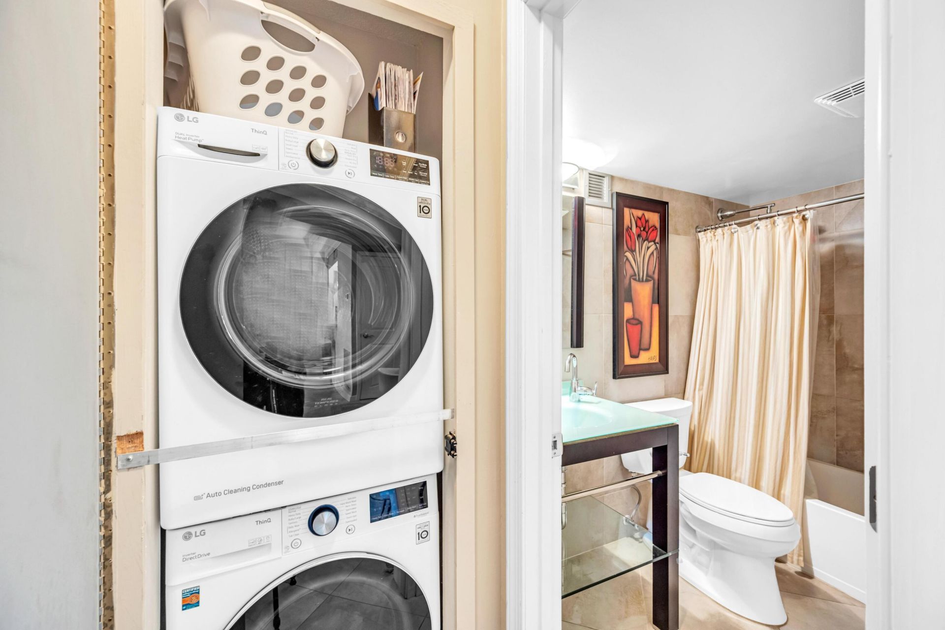 615 NE 12th Avenue, Unit 301, Fort Lauderdale, FL 33304 Photo