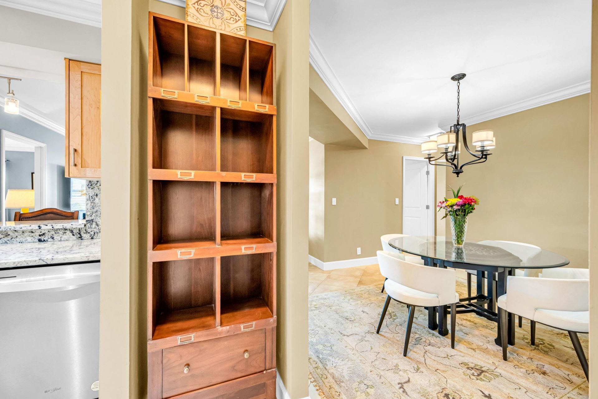 615 NE 12th Avenue, Unit 301, Fort Lauderdale, FL 33304 Photo