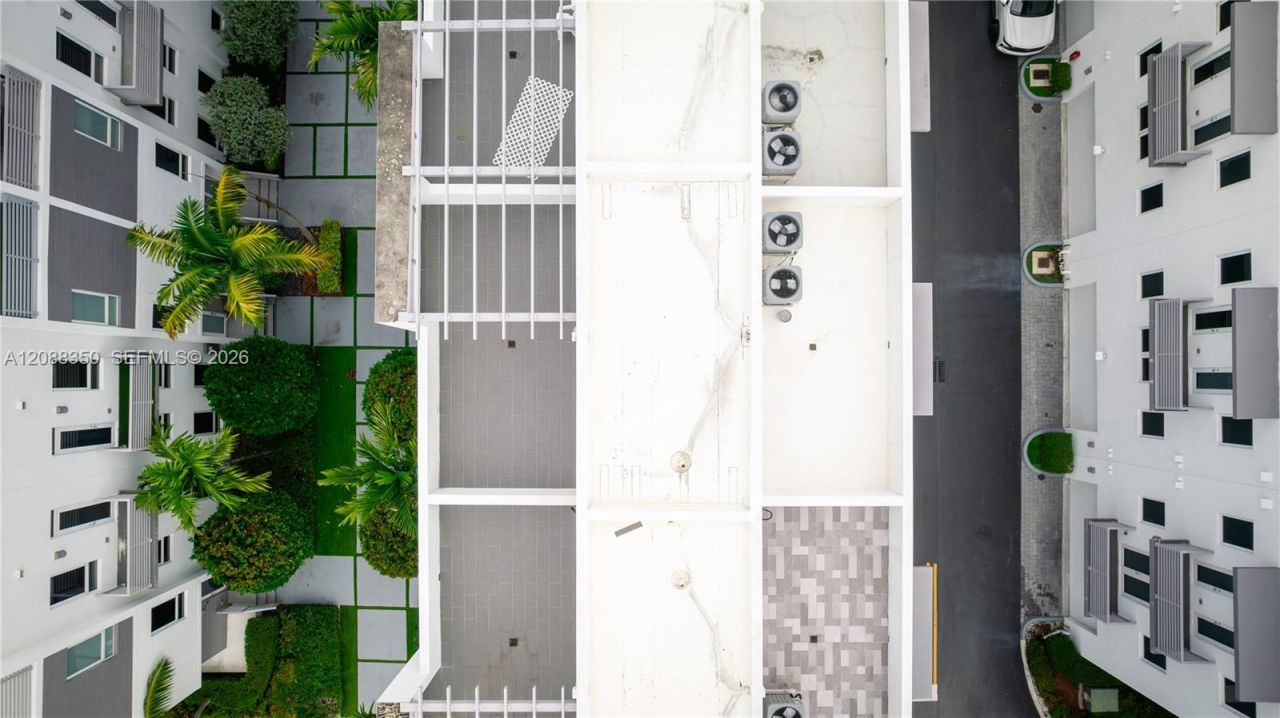 9165 NW 33rd St, Unit 9165, Doral, FL 33172 Photo