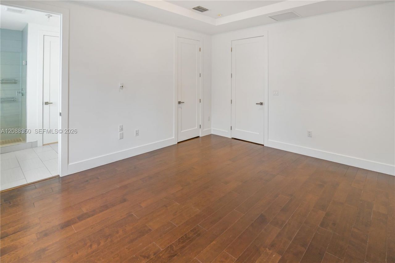 9165 NW 33rd St, Unit 9165, Doral, FL 33172 Photo