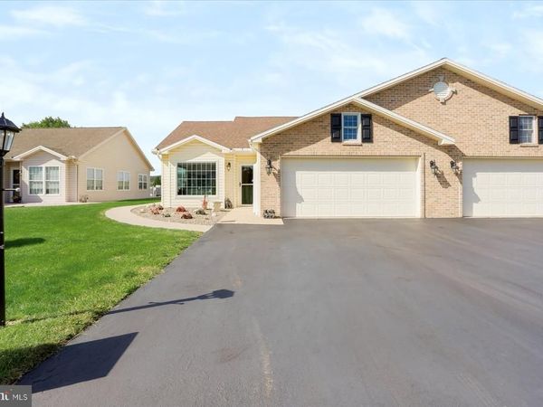 12 GRAYSON VIEW COURT, SELINSGROVE, PA 17870