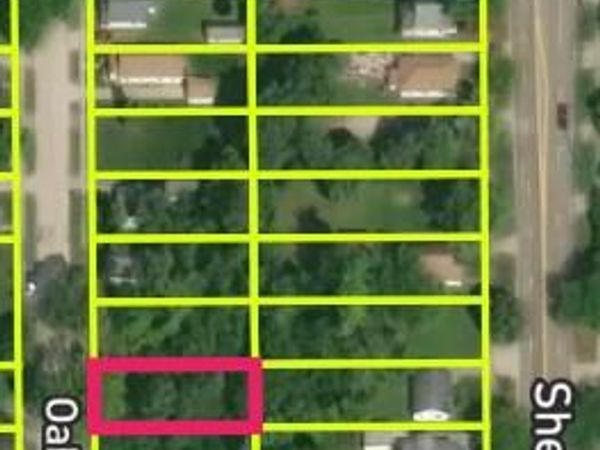 2212 Oakwood Avenue, Saginaw, MI 48601
