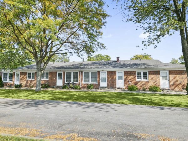 11212 1st Street , Unit 2, Mokena, IL 60448