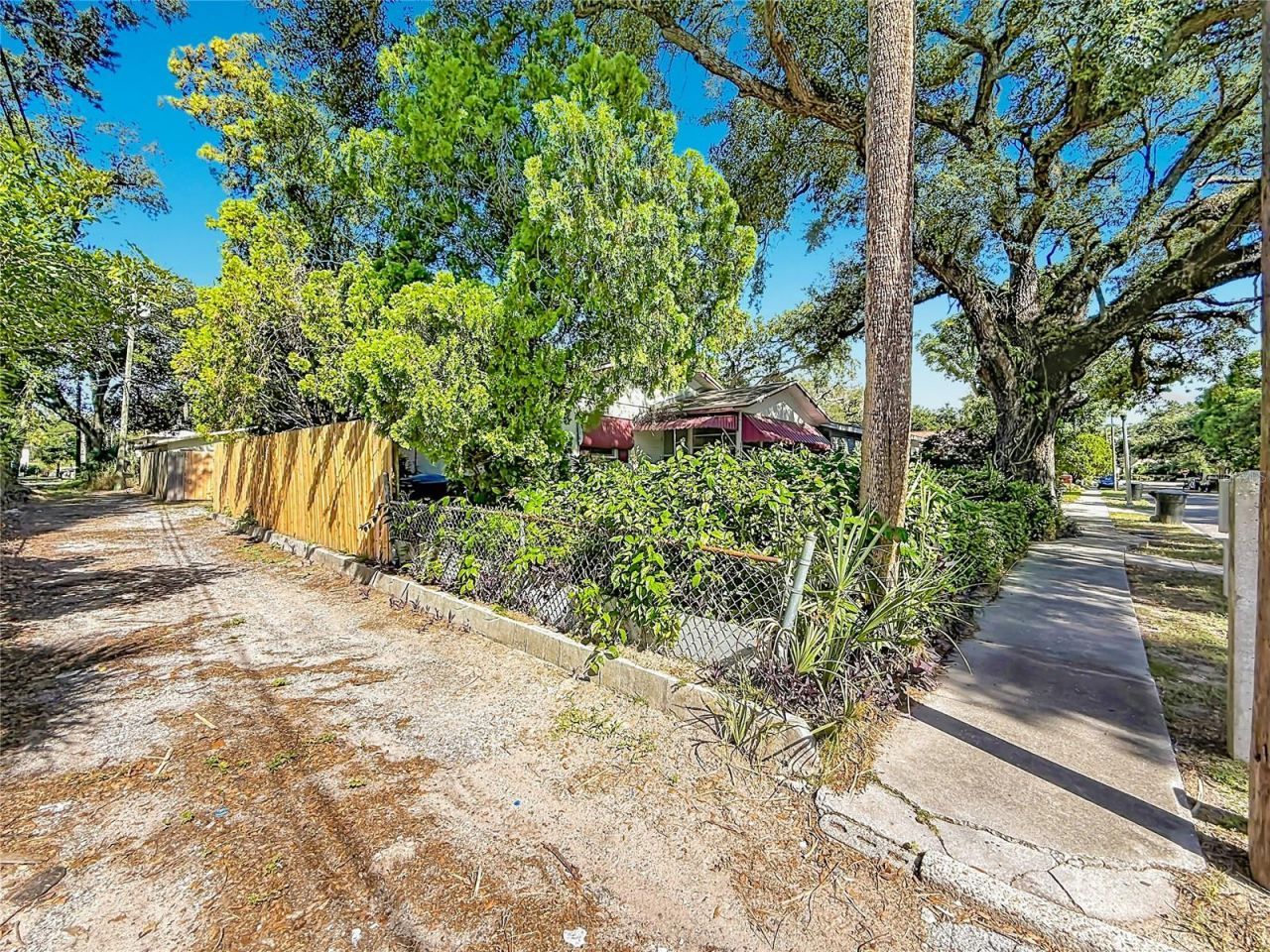 2121 10th Street S, Saint Petersburg, FL 33705 Photo