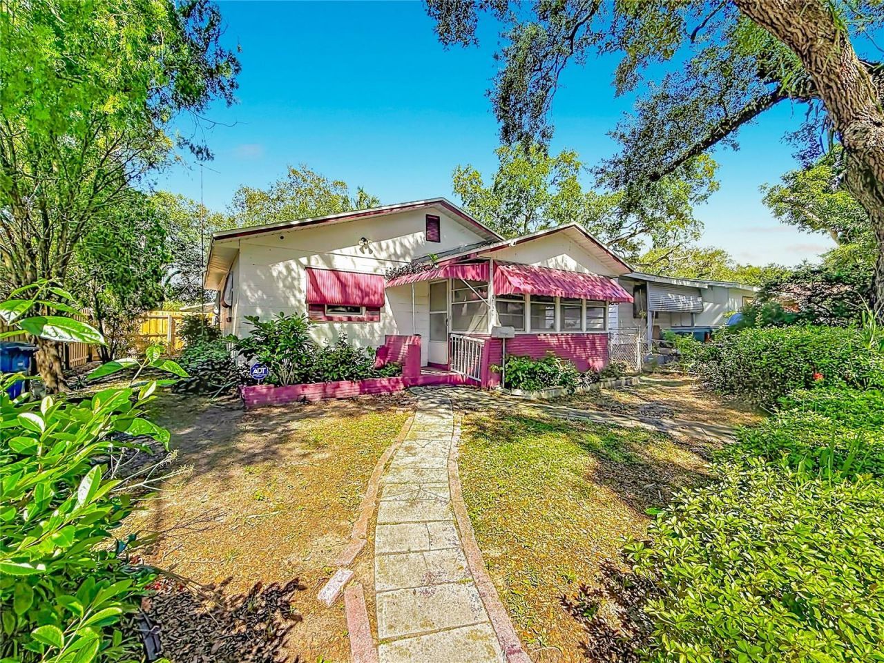 2121 10th Street S, Saint Petersburg, FL 33705 Photo