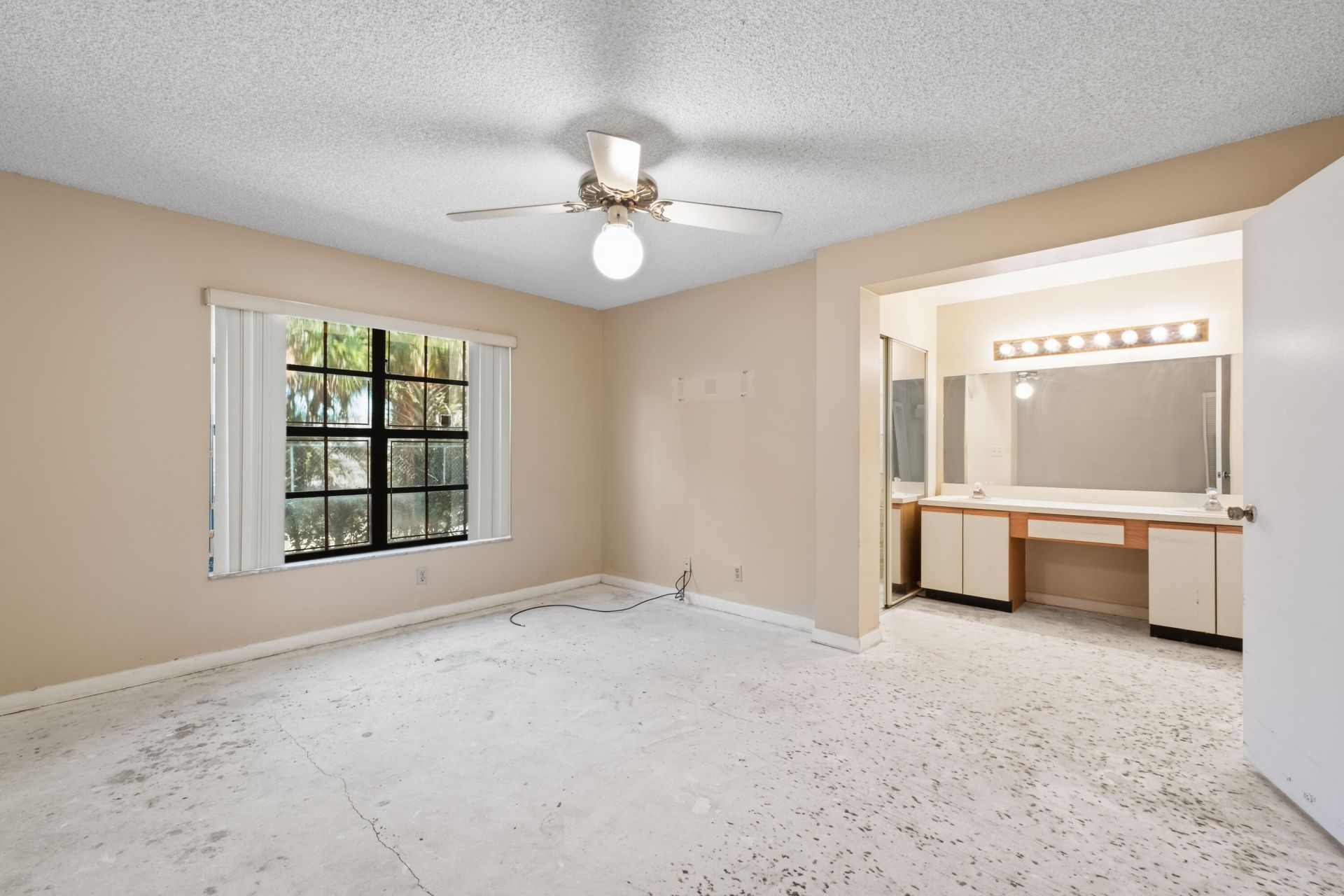 3237 Perimeter Drive, Unit 2512, Greenacres, FL 33467 Photo