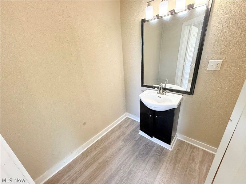 804 Marion Avenue SW, Canton, OH 44707 Photo 6