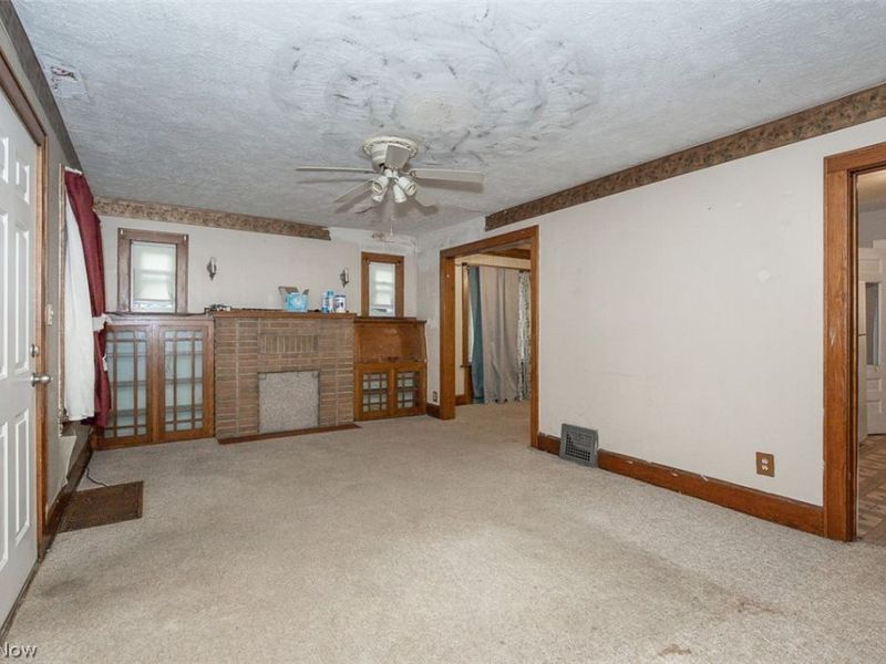 1245 Forbes Avenue, Akron, OH 44306 Photo 4