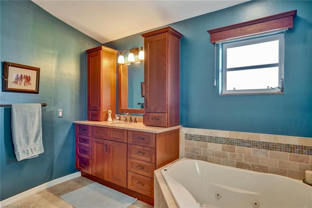 1982 E Crown Pointe Blvd, Naples, FL 34112 Photo