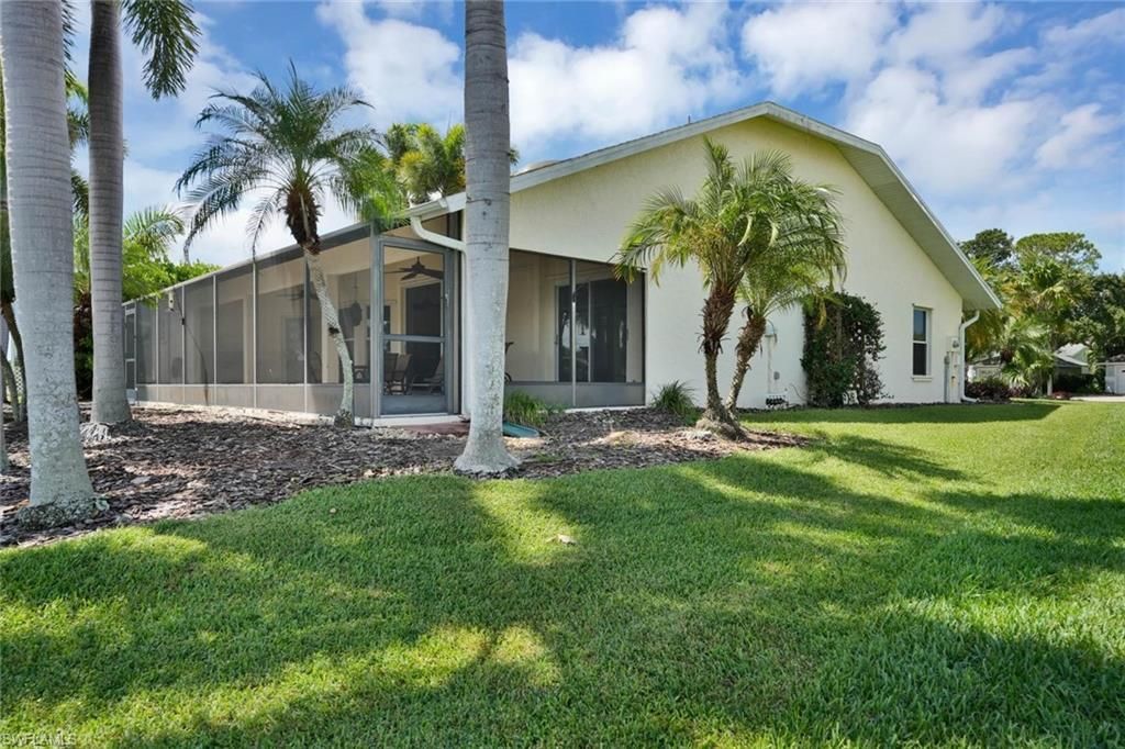 1982 E Crown Pointe Blvd, Naples, FL 34112 Photo