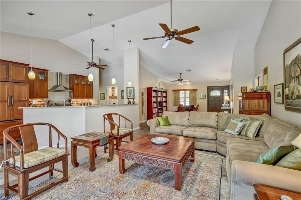 1982 E Crown Pointe Blvd, Naples, FL 34112 Photo