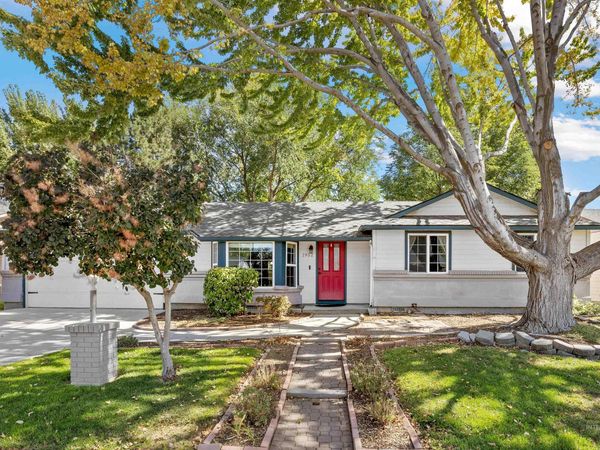 1952 Nw 11th Ave, Meridian, ID 83646