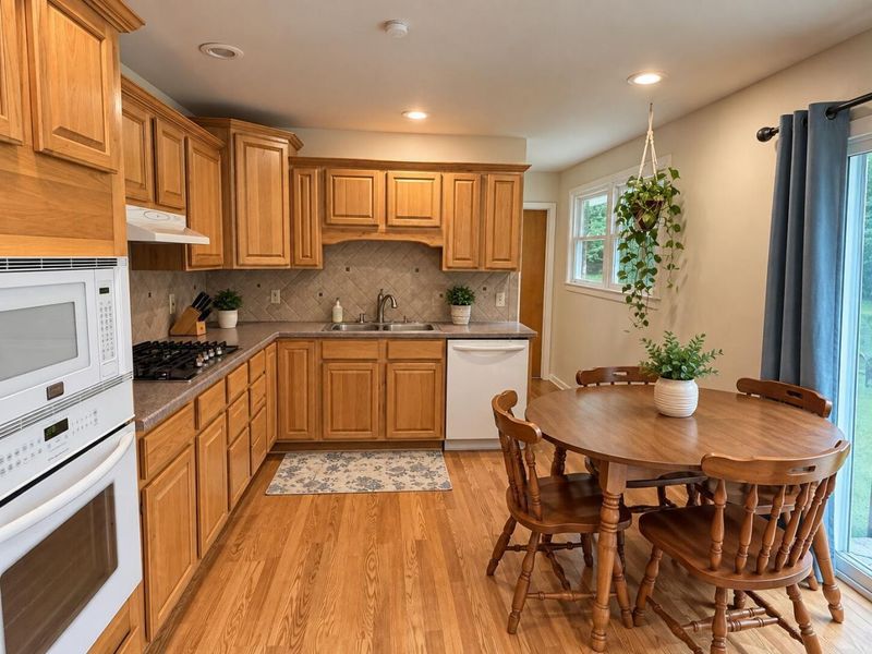 29 Brentwood Drive NE, Newark, OH 43055 Photo 5