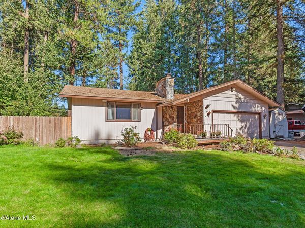 11958 N Emerald Dr, Hayden, ID 83835