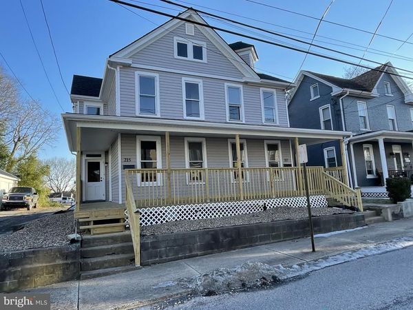 215-217 CLEVELAND AVENUE, WAYNESBORO, PA 17268