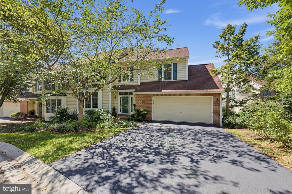 200 HILLSBORO MILLS LANE, WALLINGFORD, PA 19086